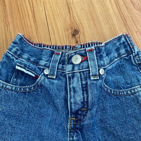 Tommy Hilfiger Jeans Size 3T - Picture 3 of 10